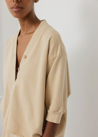 Short Sleeve Sweatshirt in Barley - Wol Hide