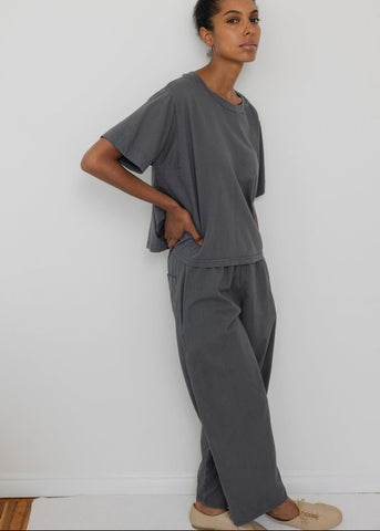 Wide Trouser in Stone - Wol Hide