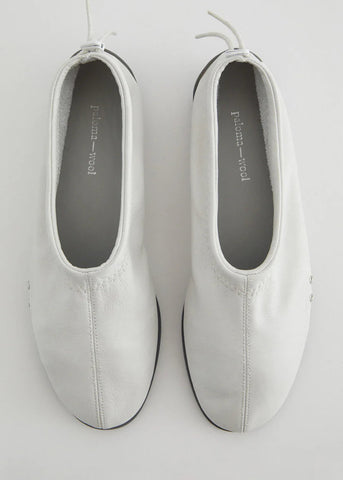 Miles II Flat in Off White - Paloma Wool