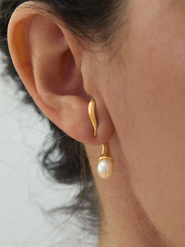 Suspended Earring  - Hernán Herdez